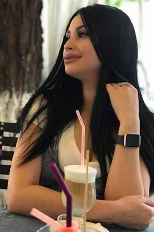 jamshedpur-escorts-Manvi1